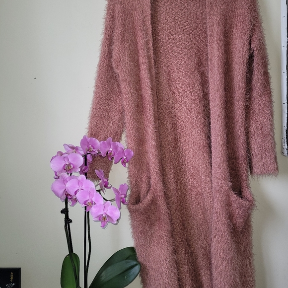 Anthropologie!! BB Dakota eyelash dusterđź’‹ - Picture 2 of 8